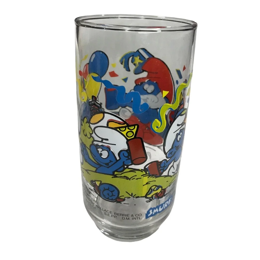 Lot of 5 Vintage 1982/1983 Smurfs Collector Peyo Glasses